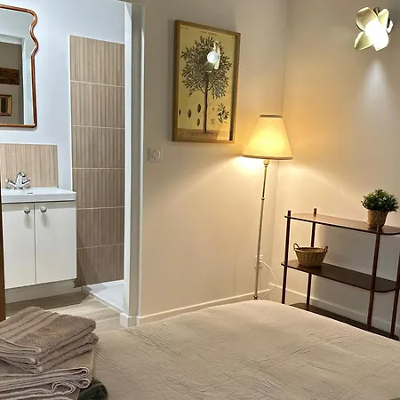 De Le Vernede Aramon