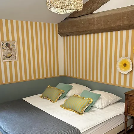 Vakantiehuis De Le Vernede Aramon